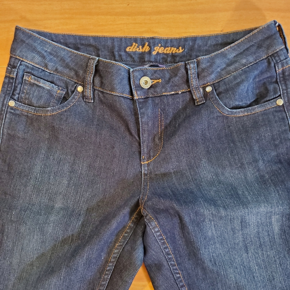 Dish jeans